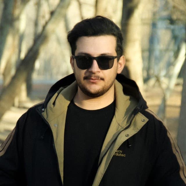 Headshot of Ali Firozmand